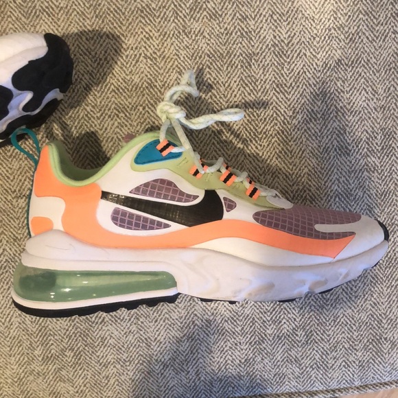 Nike tennis shoes - Picture 5 of 6